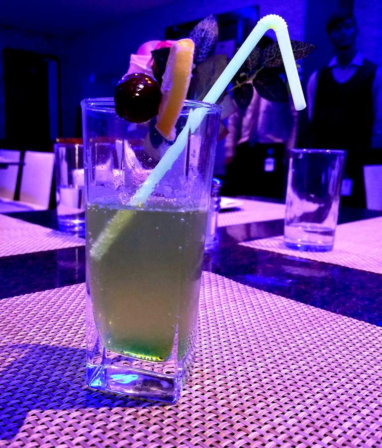 Venky'S Delight Hotel ราจาห์มันดรี ภายนอก รูปภาพ